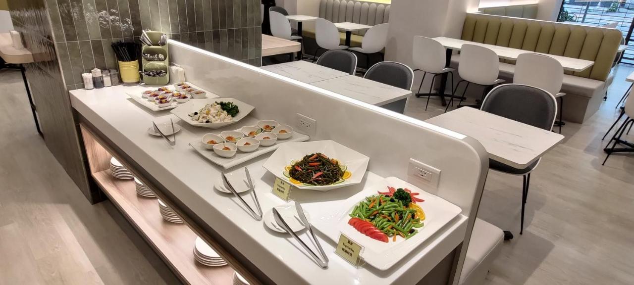 טאיפיי 台北碧瑤飯店 Hotel B מראה חיצוני תמונה