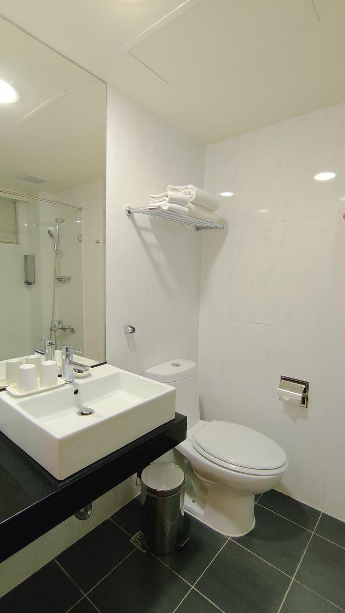 טאיפיי 台北碧瑤飯店 Hotel B מראה חיצוני תמונה