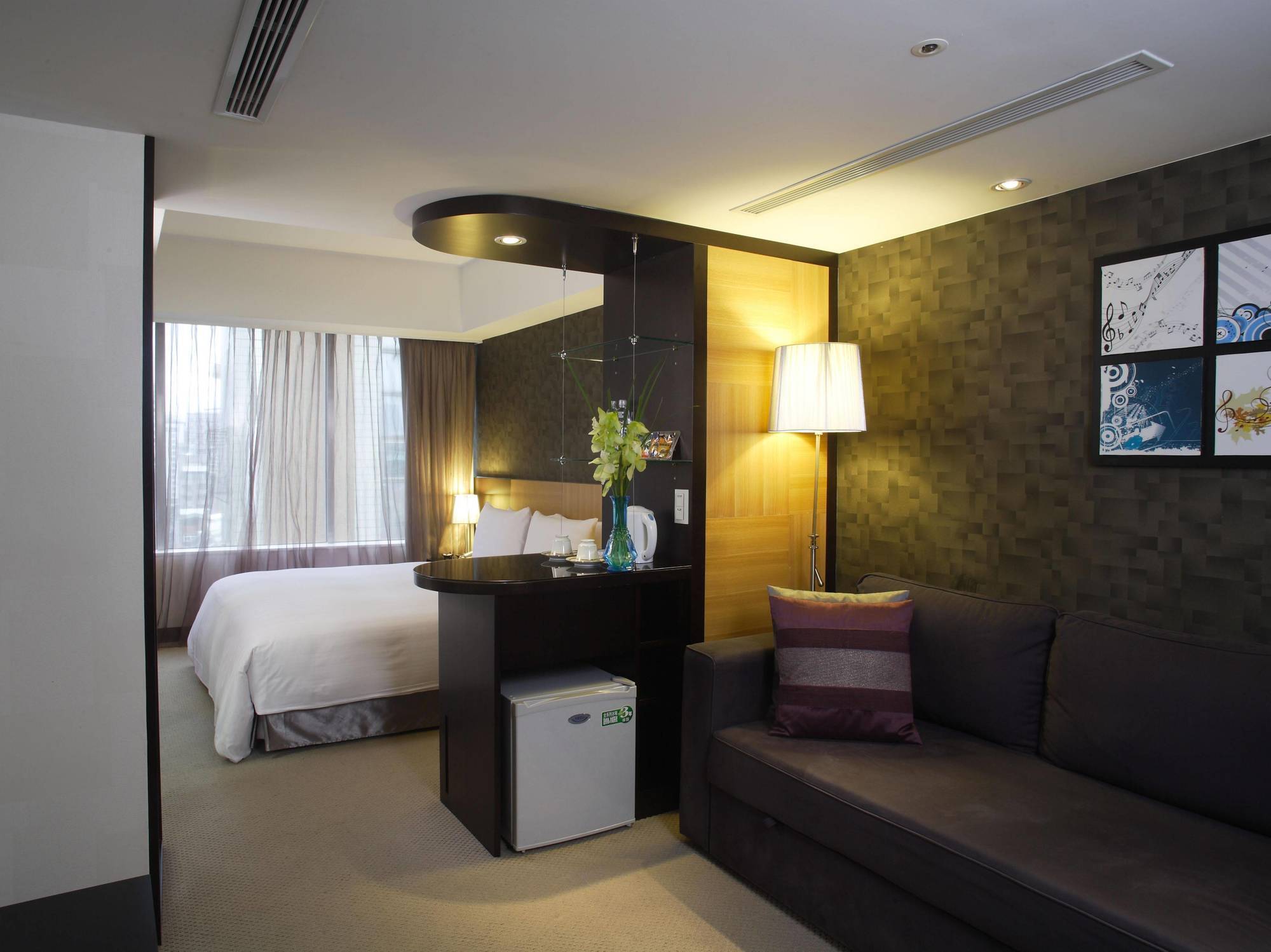 טאיפיי 台北碧瑤飯店 Hotel B מראה חיצוני תמונה