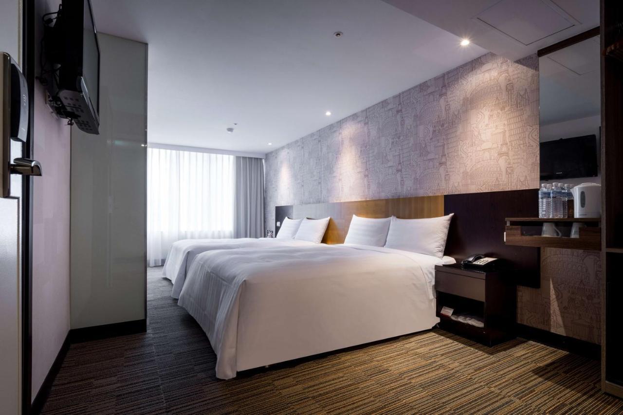 טאיפיי 台北碧瑤飯店 Hotel B מראה חיצוני תמונה